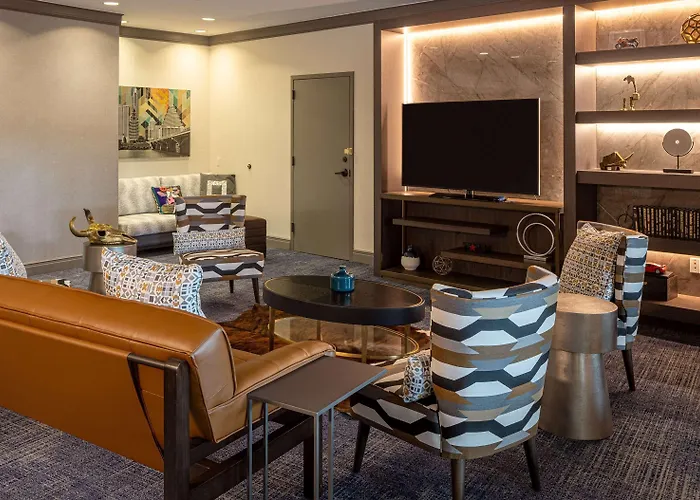 Hilton Austin Airport